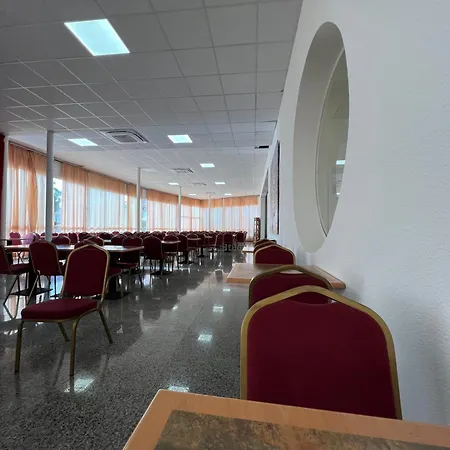 Hospedium Blu Torre De Sevilla فندق تورّي ذي لا رينا