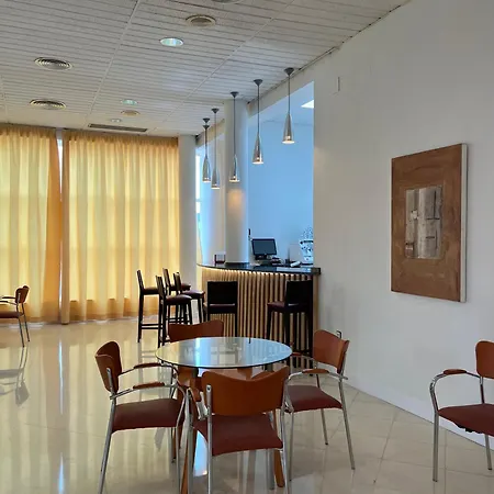 Hospedium Blu Torre De Sevilla Hotel 3*