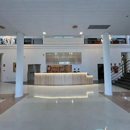 Hospedium Blu Torre De Sevilla فندق