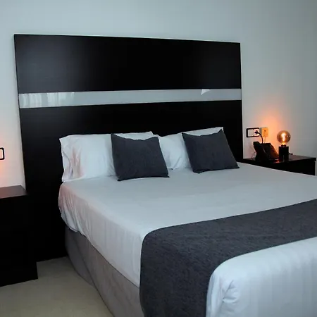 Hospedium Blu Torre De Sevilla 3*